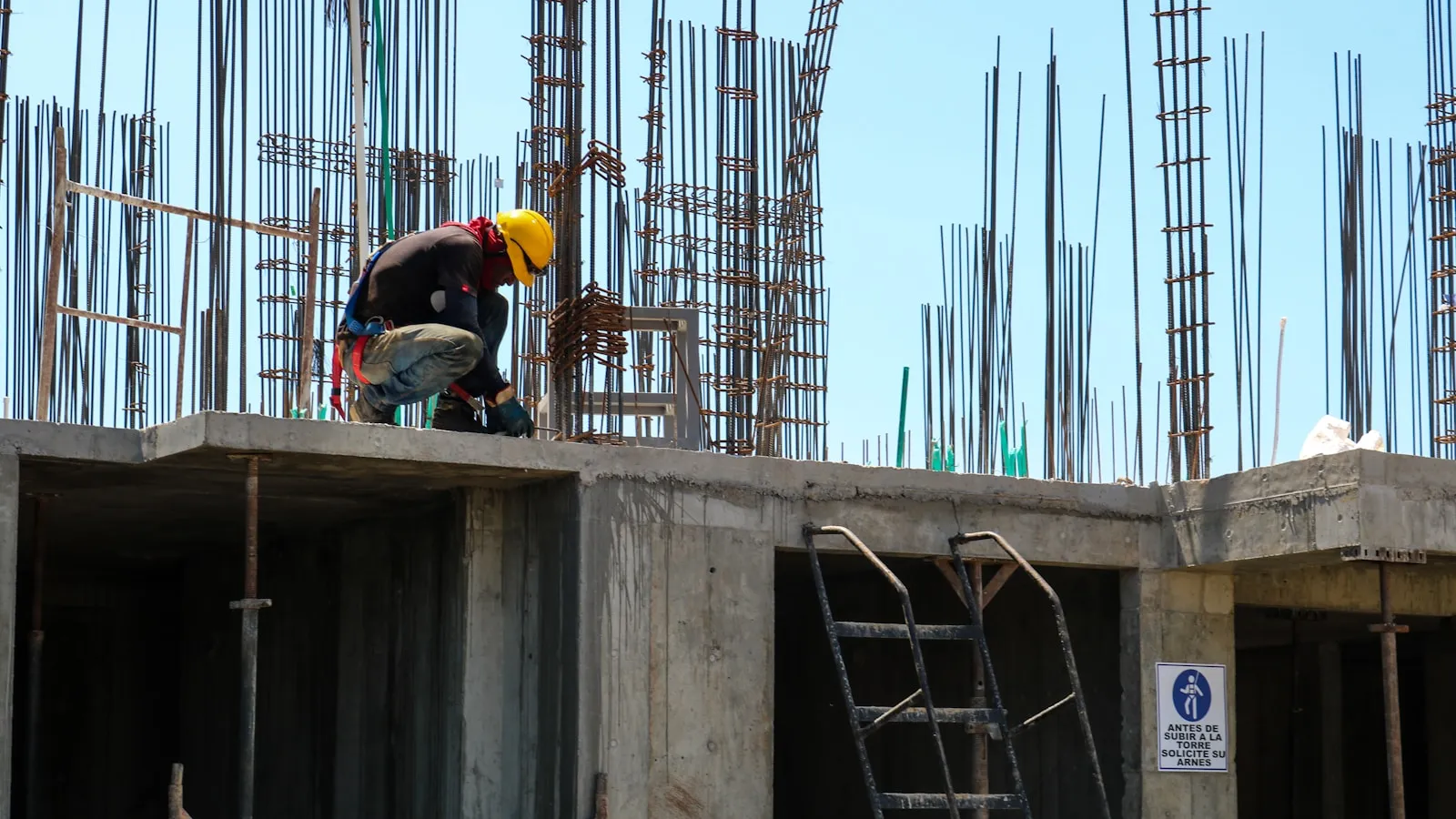 Safety-sensitive roles and drug testing: transport, offshore and construction